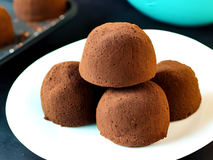 Keto Chocolate Cream Cheese Truffles